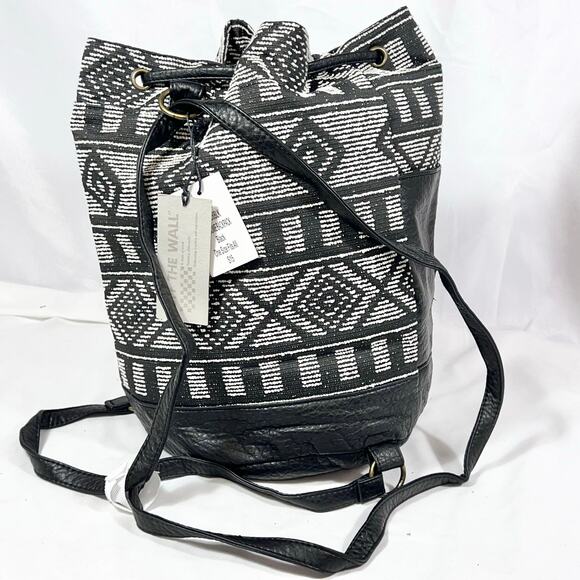 Vans Newsome Bucket Backpack Black Grey Aztec Tribal Print Faux Leather New - Picture 2 of 14